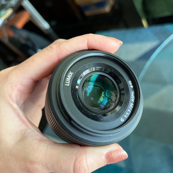 Lumix G Vario 14–42mm f/3.5–5.6 lens - Picture 4 of 4